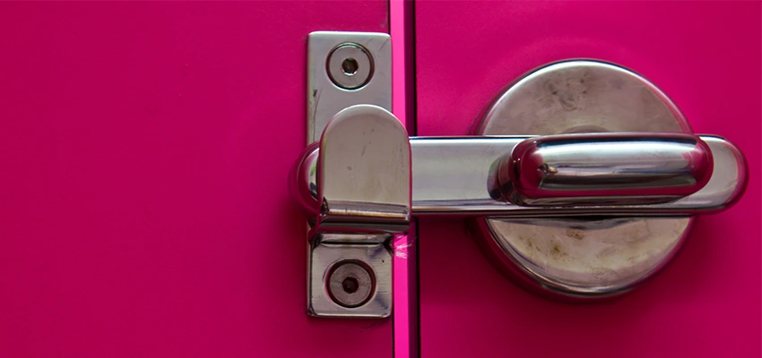 Childproof Gate Lock in Pinole, California