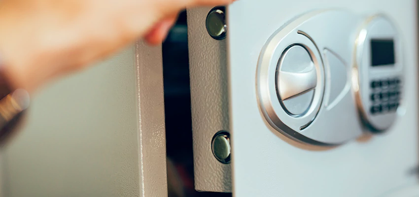 Fingerprint Safe Openers in Pinole, CA