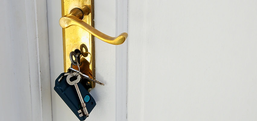 Broken Door Key Extraction in Pinole, CA